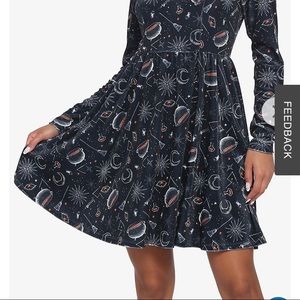 Hocus Pocus collar dress